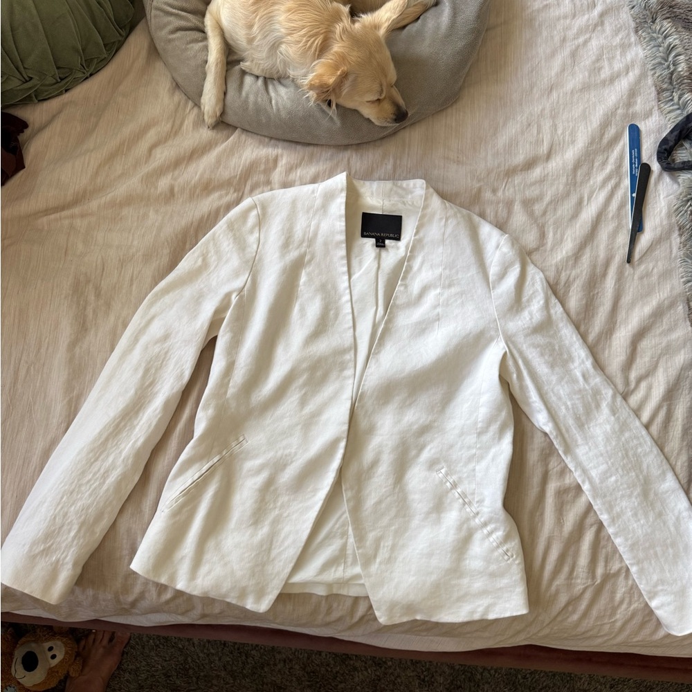 Banana Republic White Linen Blazer